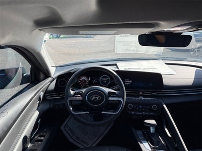 2025 Hyundai ELANTRA HYBRID Limited