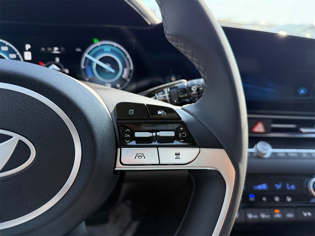 2025 Hyundai ELANTRA HYBRID Limited