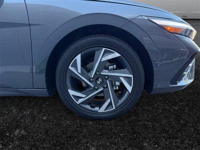 2025 Hyundai ELANTRA HYBRID Limited