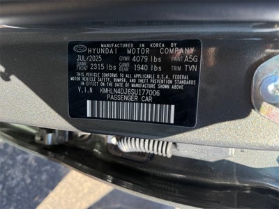 2025 Hyundai ELANTRA HYBRID Limited