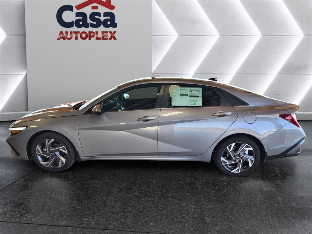 2025 Hyundai ELANTRA Limited