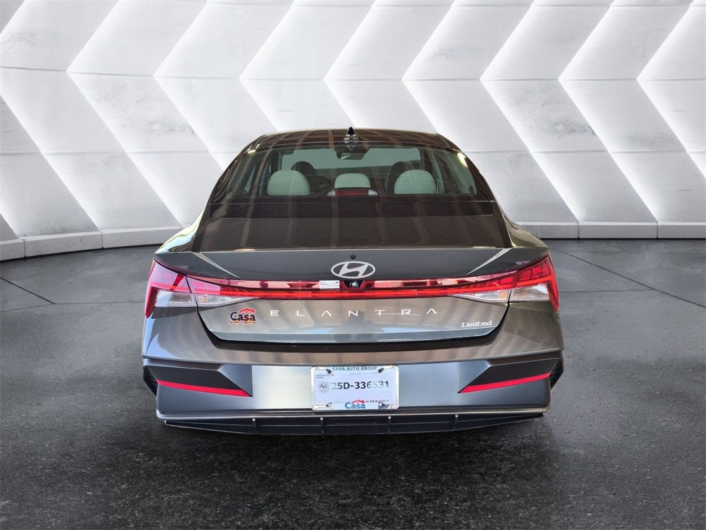 2025 Hyundai ELANTRA Limited