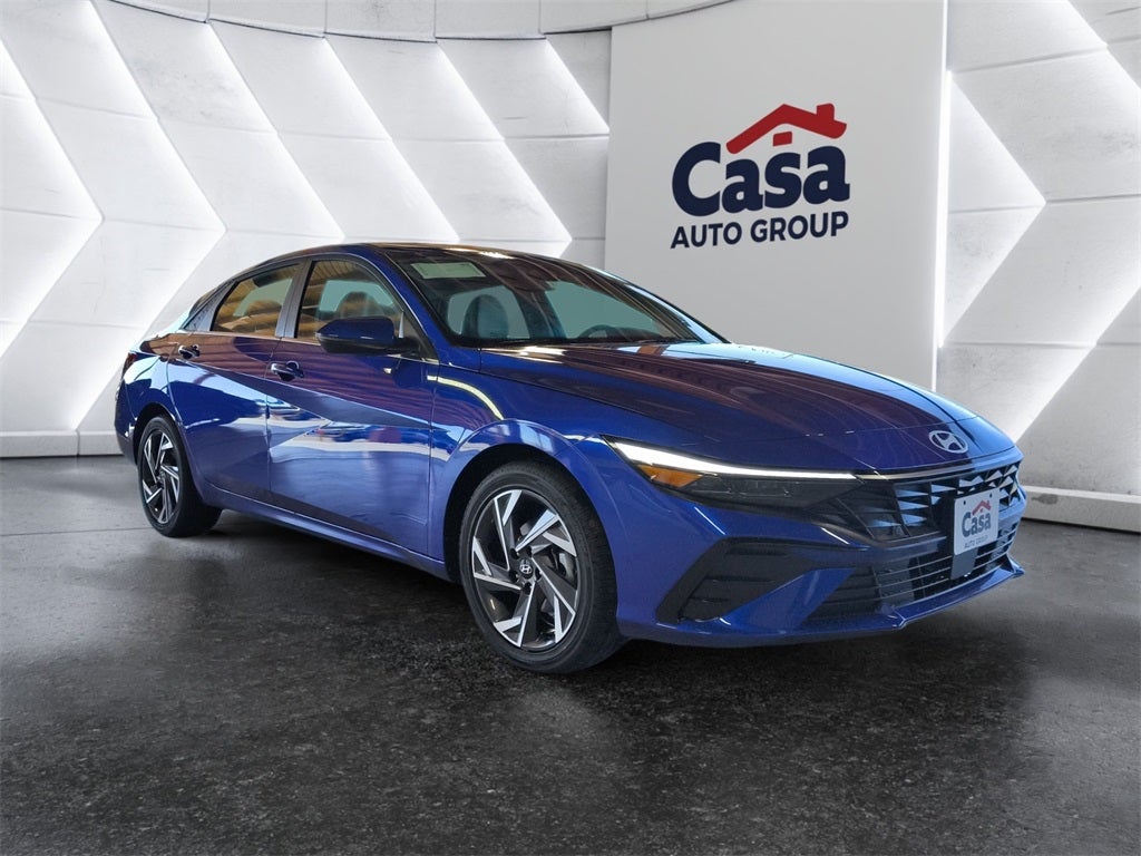 2025 Hyundai ELANTRA Limited