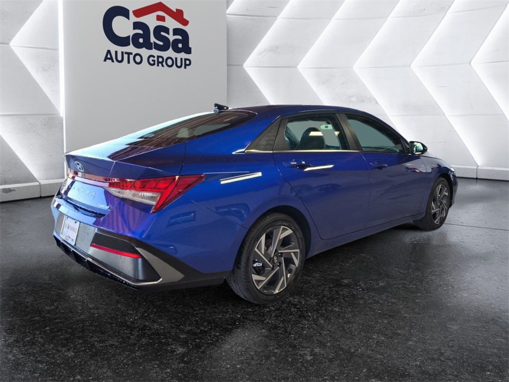 2025 Hyundai ELANTRA Limited