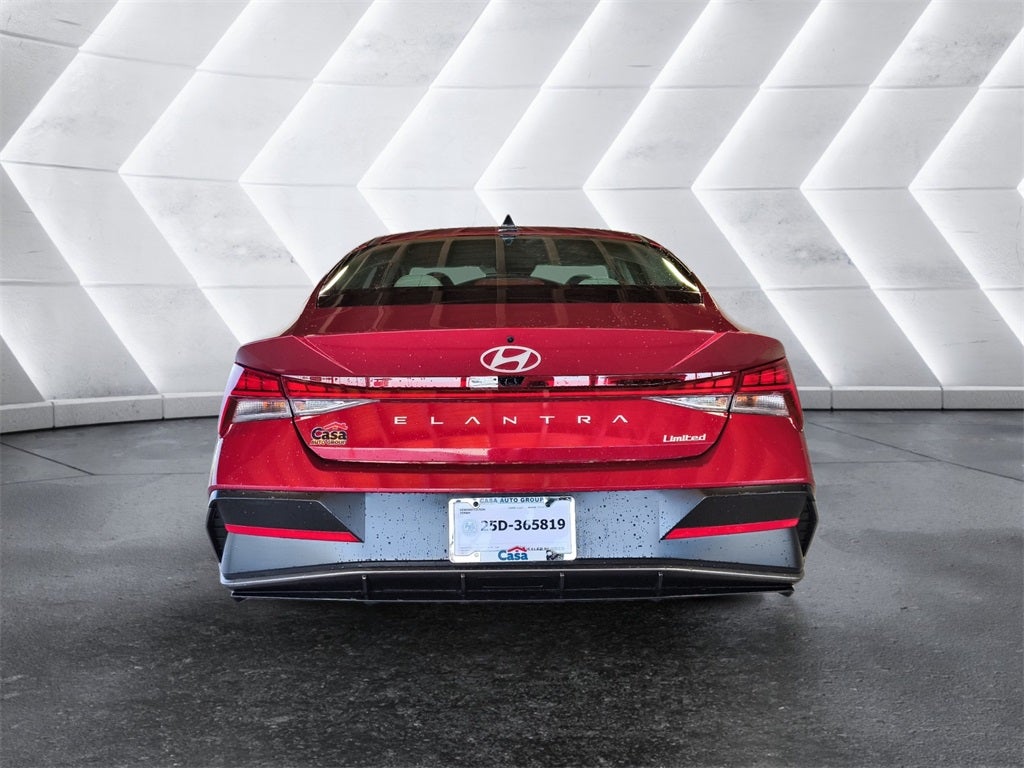 2025 Hyundai ELANTRA Limited