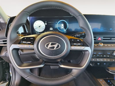 2025 Hyundai ELANTRA Limited