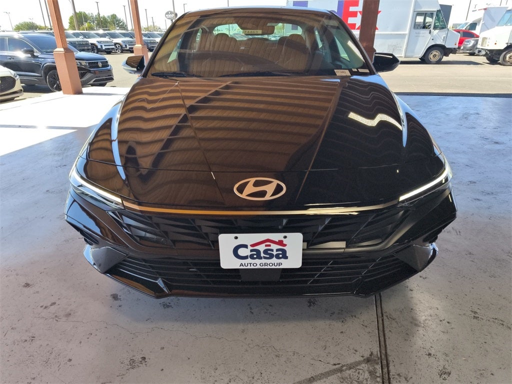 2025 Hyundai ELANTRA Limited