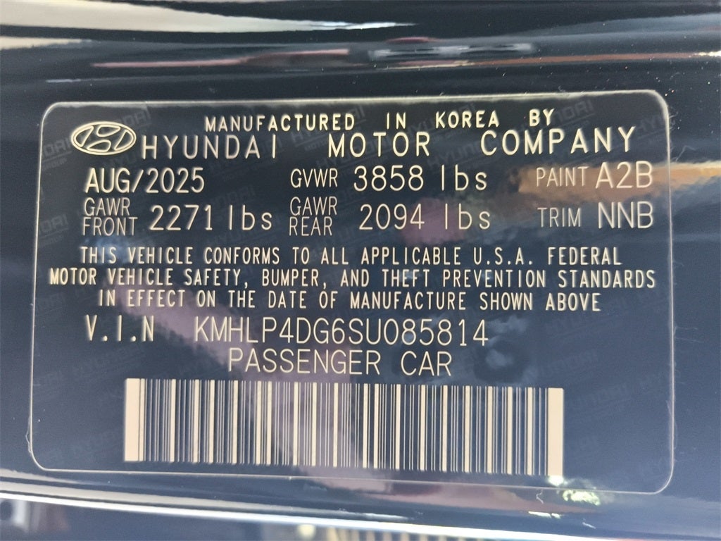 2025 Hyundai ELANTRA Limited