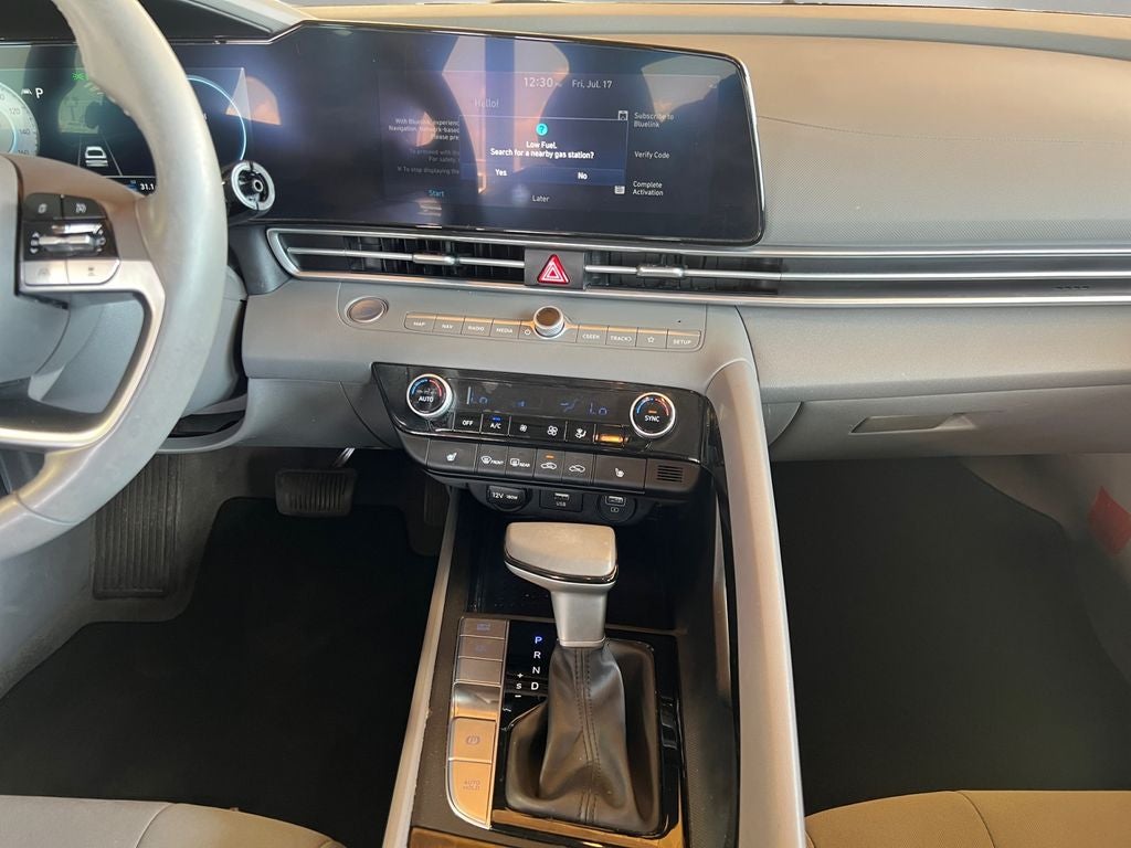 2023 Hyundai ELANTRA SEL