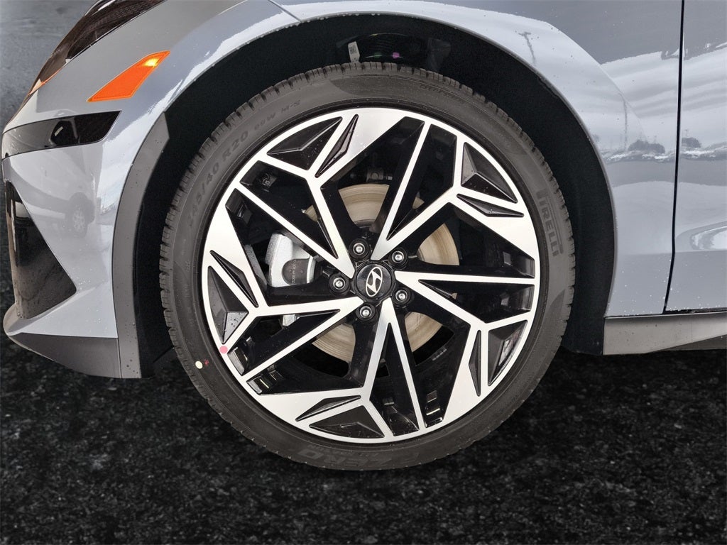 2025 Hyundai IONIQ 6 SEL