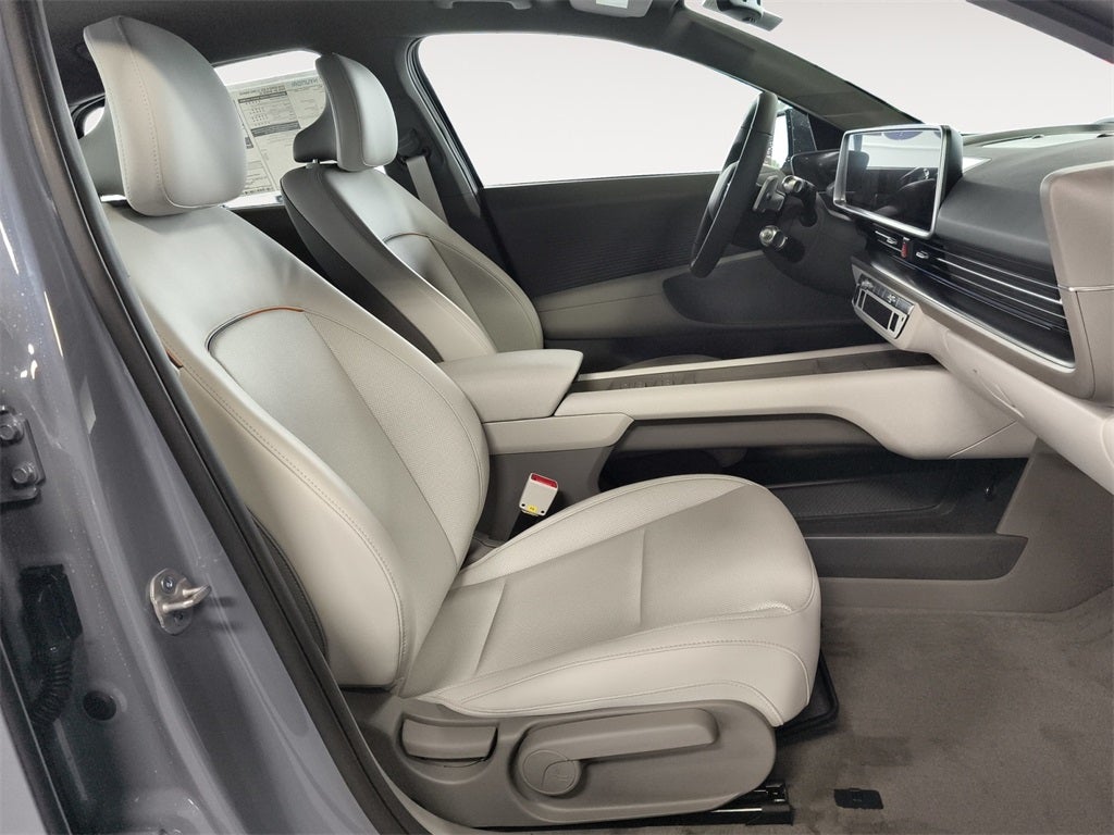 2025 Hyundai IONIQ 6 SEL