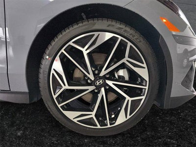 2025 Hyundai IONIQ 6 SEL