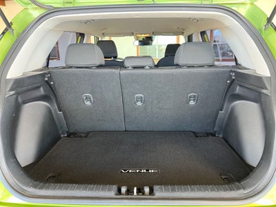 2023 Hyundai VENUE SE