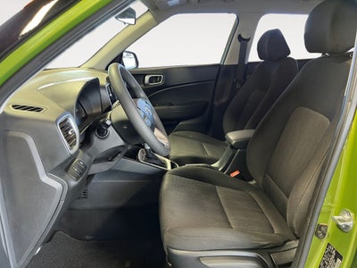2023 Hyundai VENUE SE