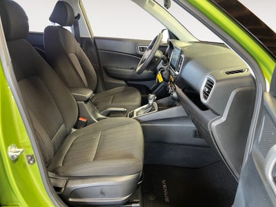 2023 Hyundai VENUE SE