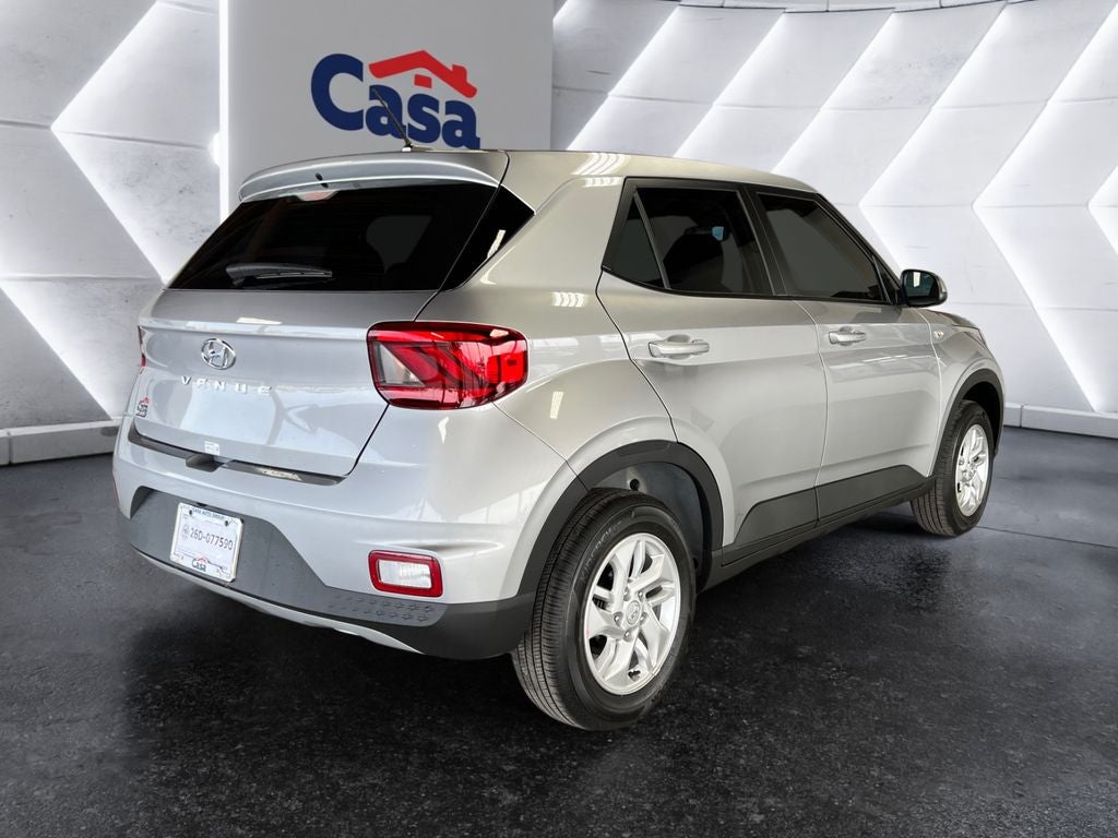 2026 Hyundai VENUE SE