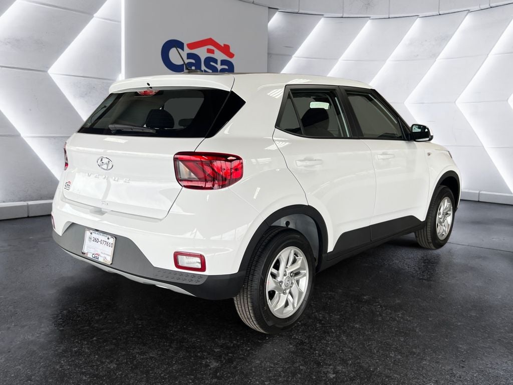 2026 Hyundai VENUE SE