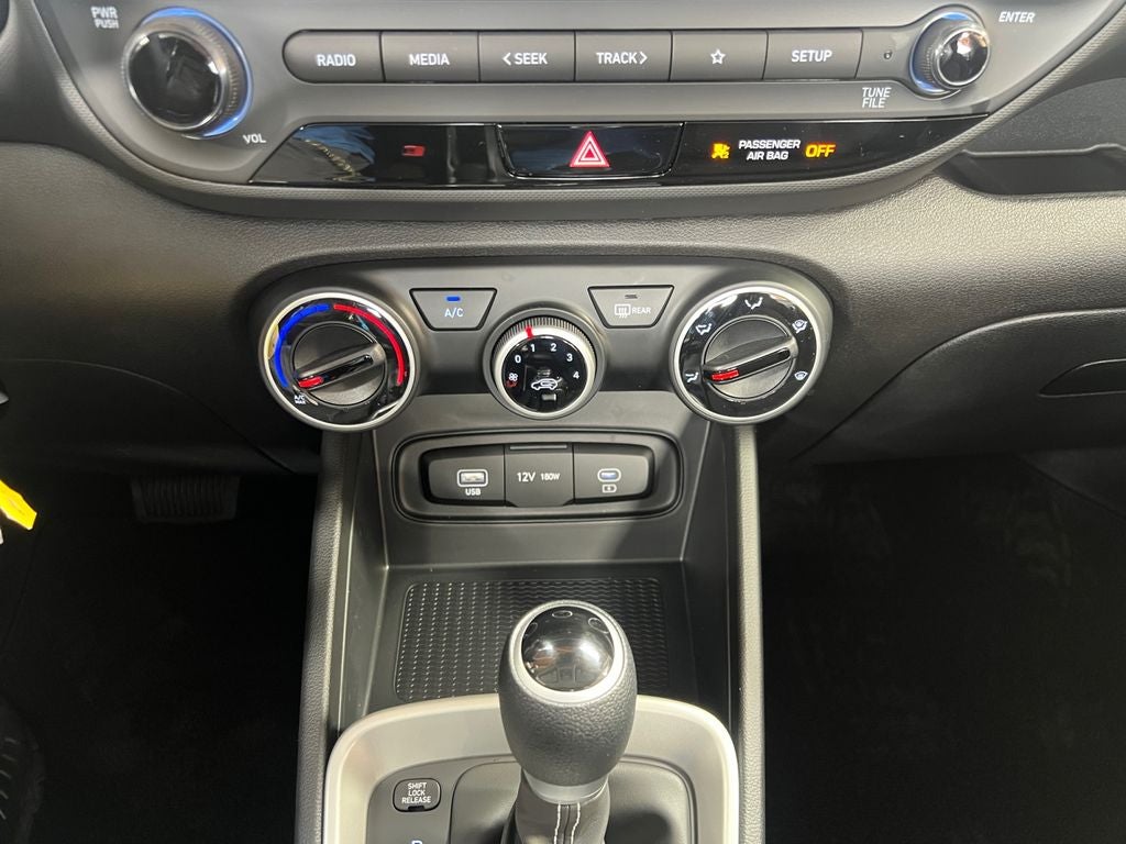 2026 Hyundai VENUE SE