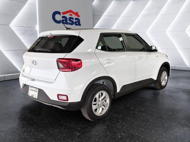 2026 Hyundai VENUE SE