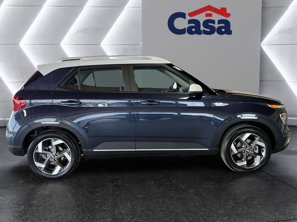 2026 Hyundai VENUE SEL W/Two-Tone Roof