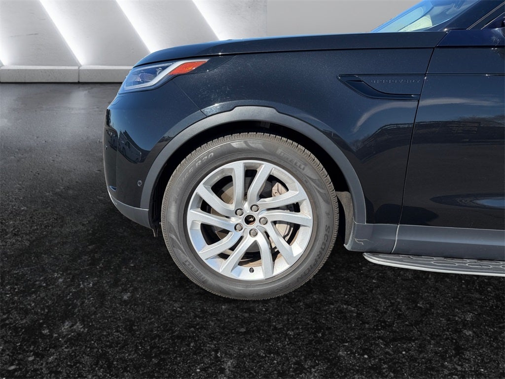 2023 Land Rover Discovery S
