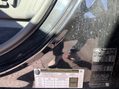 2023 Land Rover Discovery S