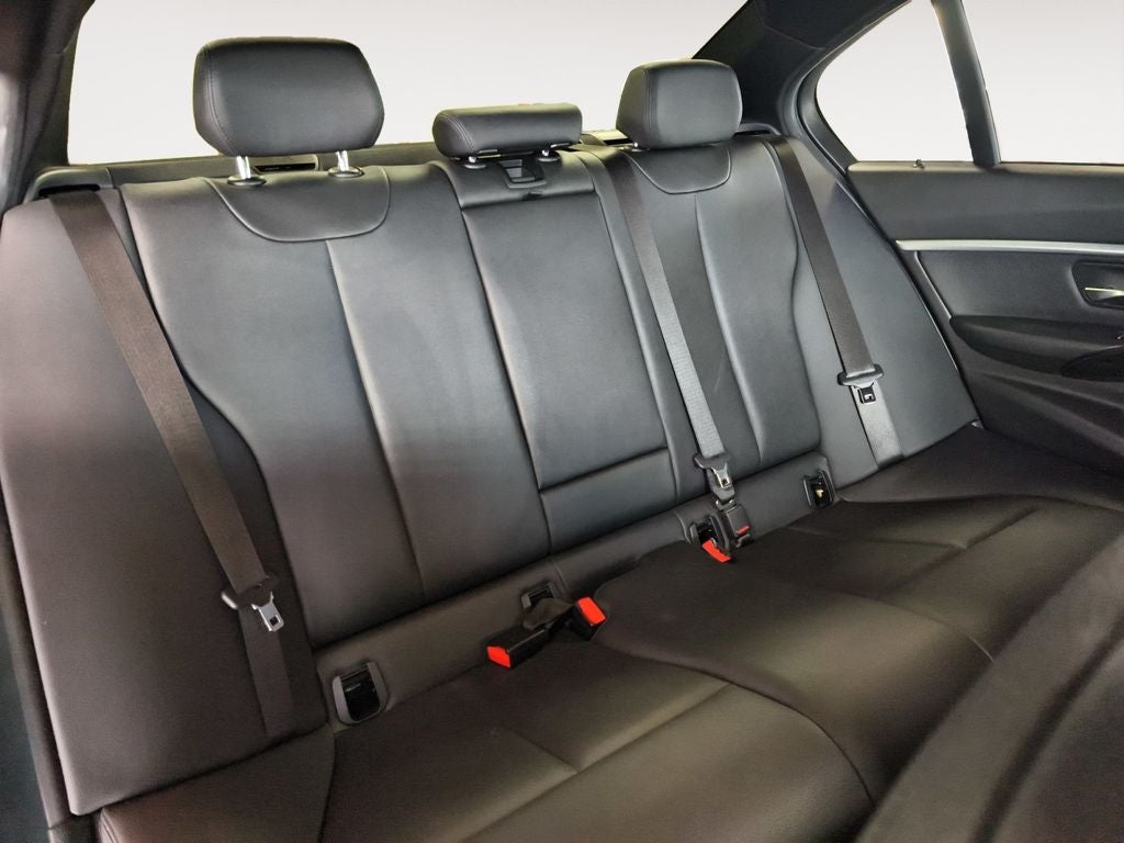 2018 BMW 3 Series 330i