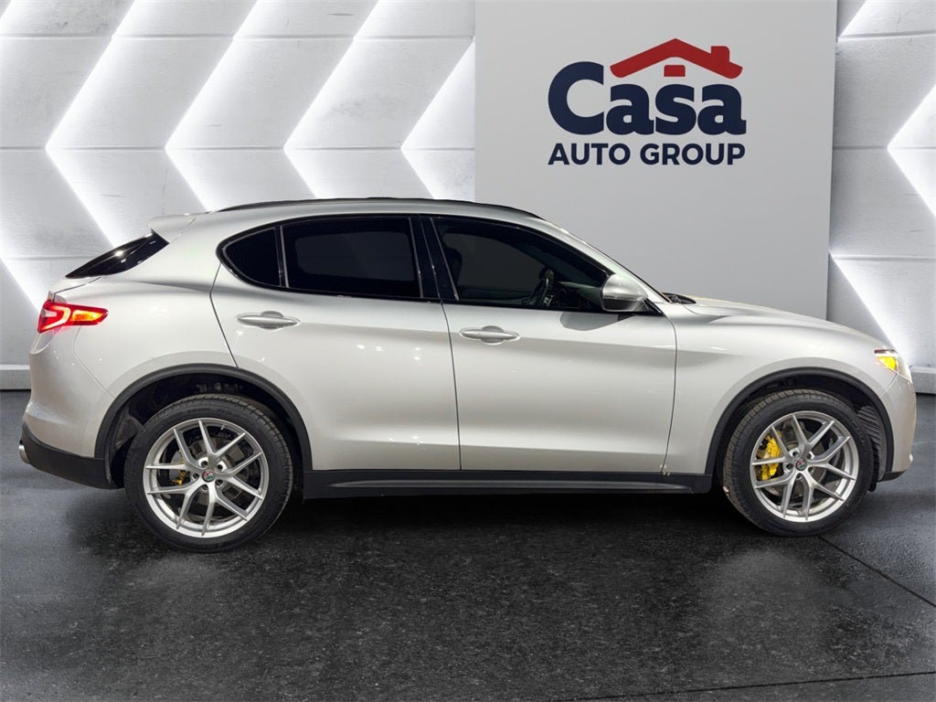2018 Alfa Romeo Stelvio Ti