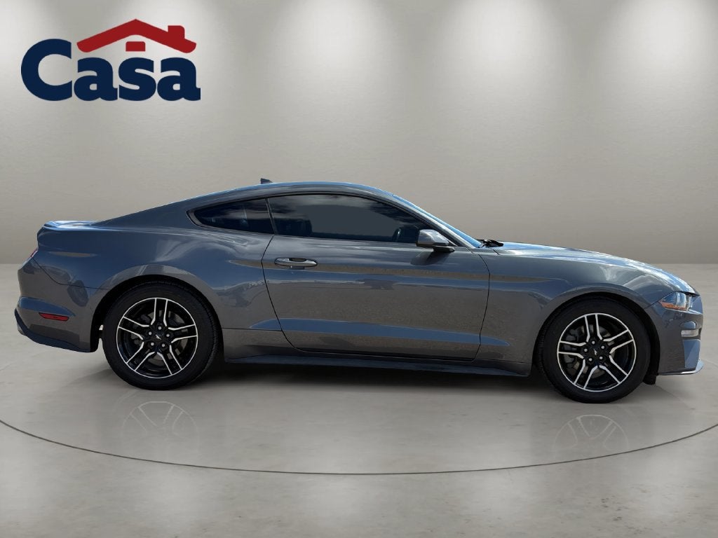 2022 Ford Mustang EcoBoost